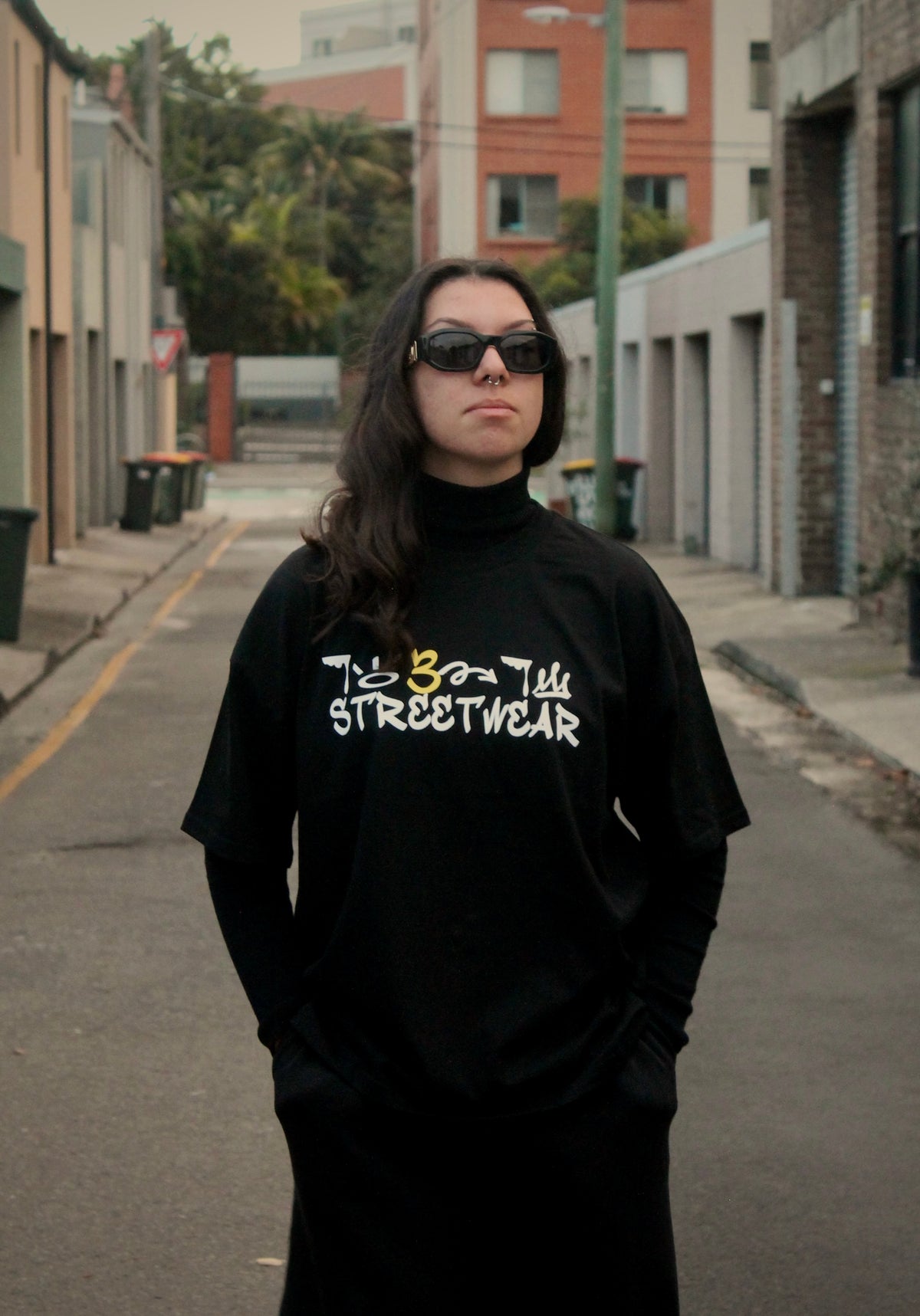PEACE TEE